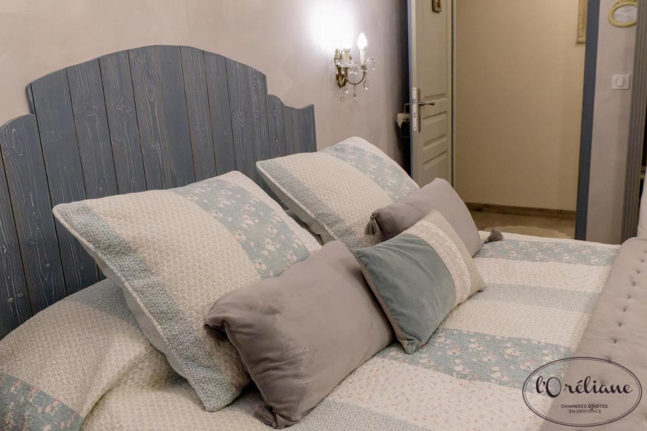 Chambres D'Hotes L'Oreliane En Provence Only Adult Châteauneuf-de-Gadagne Buitenkant foto