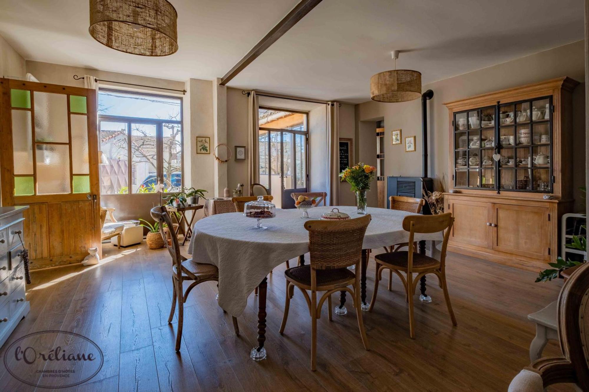 Chambres D'Hotes L'Oreliane En Provence Only Adult Châteauneuf-de-Gadagne Buitenkant foto