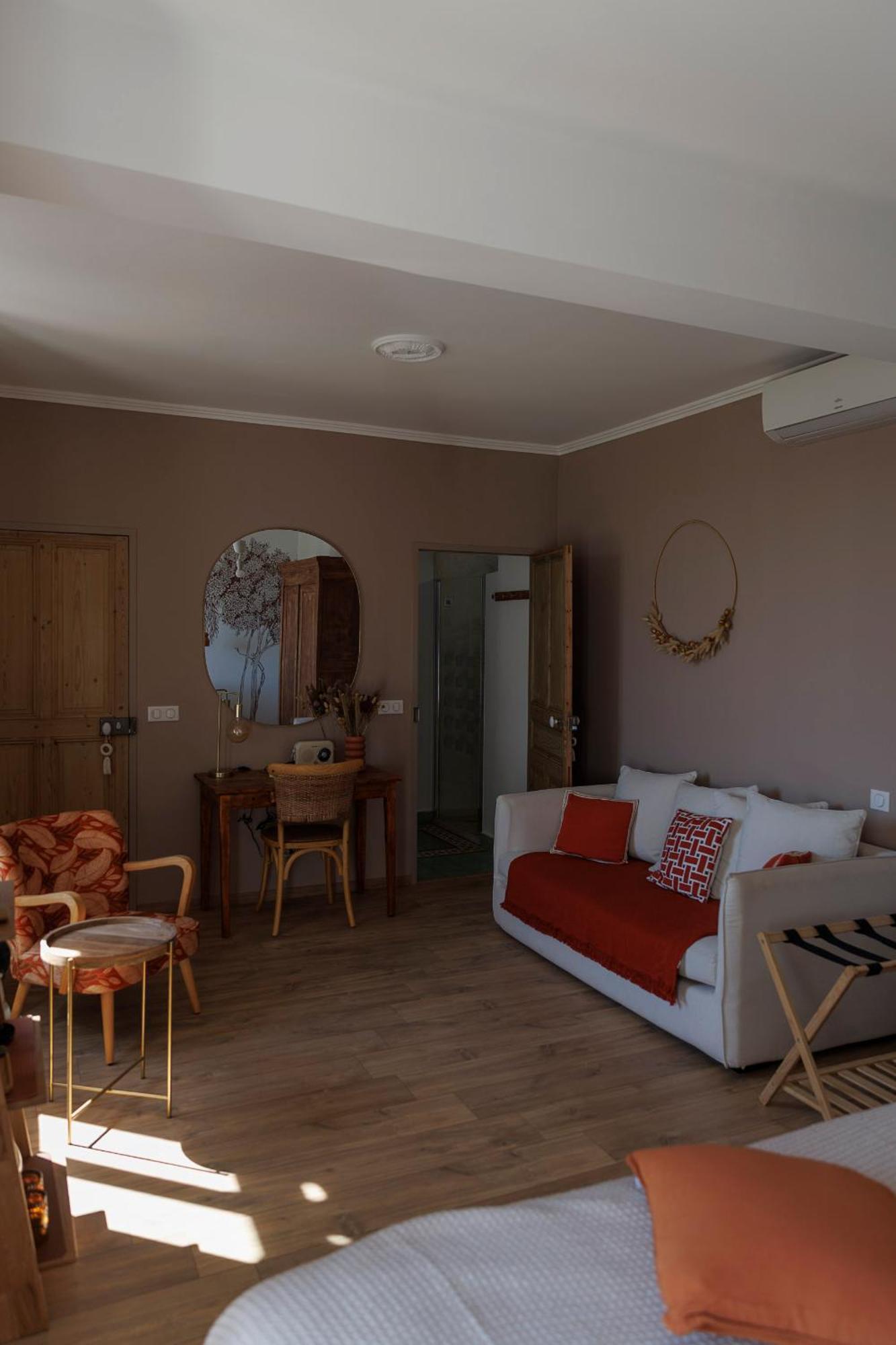 Chambres D'Hotes L'Oreliane En Provence Only Adult Châteauneuf-de-Gadagne Buitenkant foto