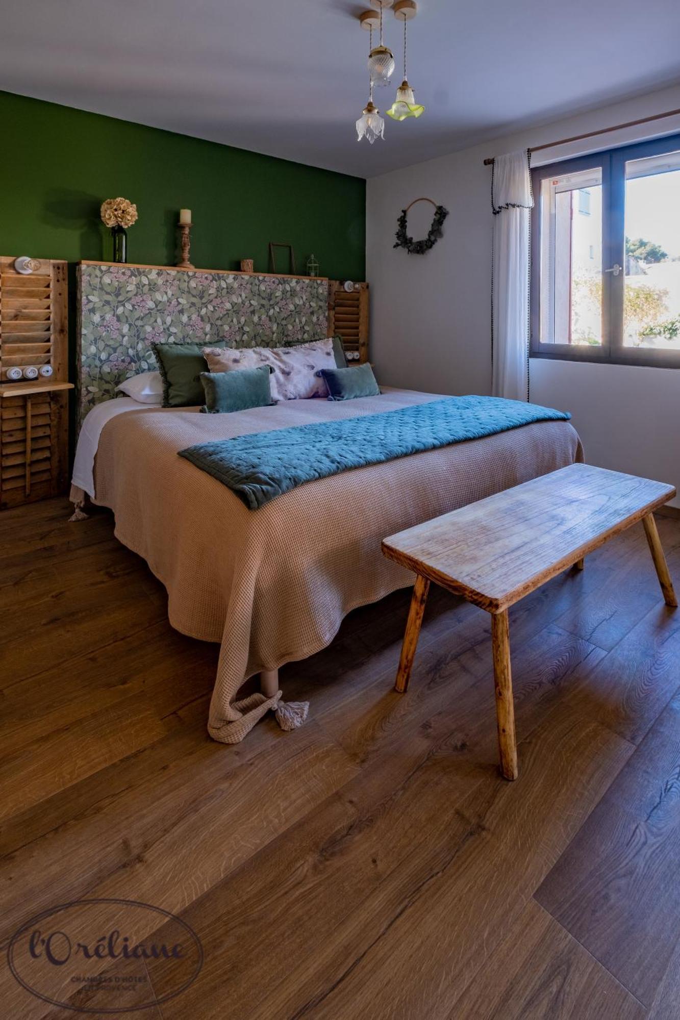 Chambres D'Hotes L'Oreliane En Provence Only Adult Châteauneuf-de-Gadagne Buitenkant foto